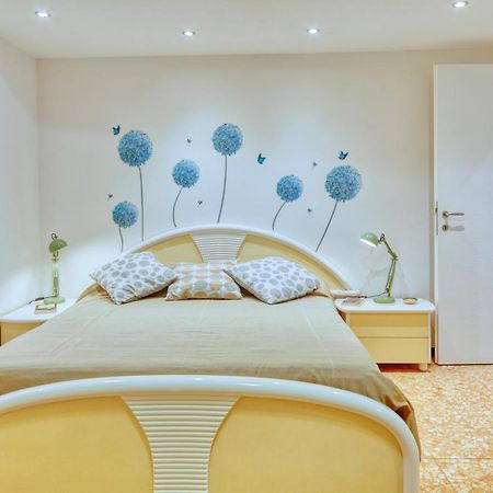 Gianluca Apartment 莱万托 外观 照片