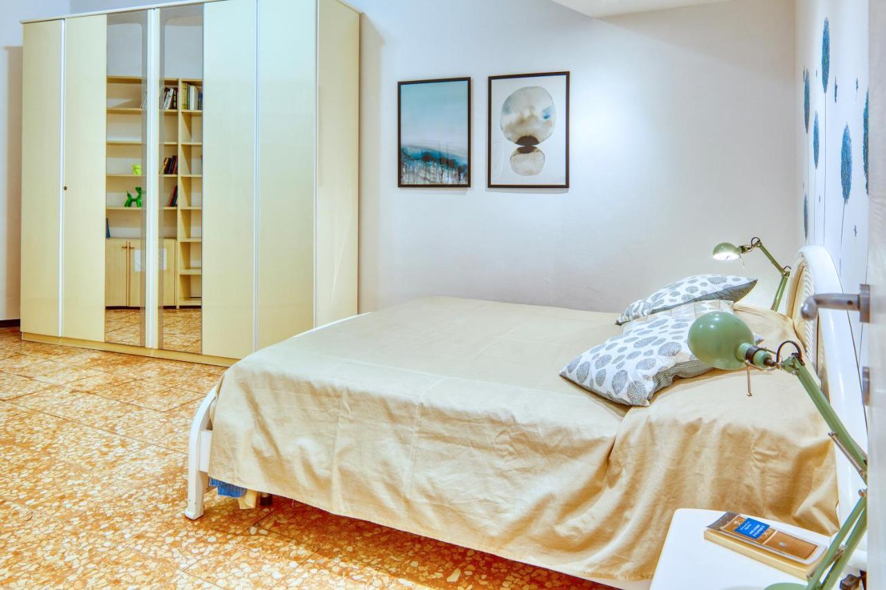 Gianluca Apartment 莱万托 外观 照片