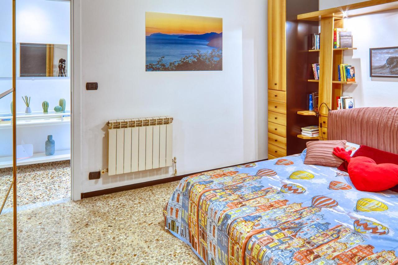 Gianluca Apartment 莱万托 外观 照片