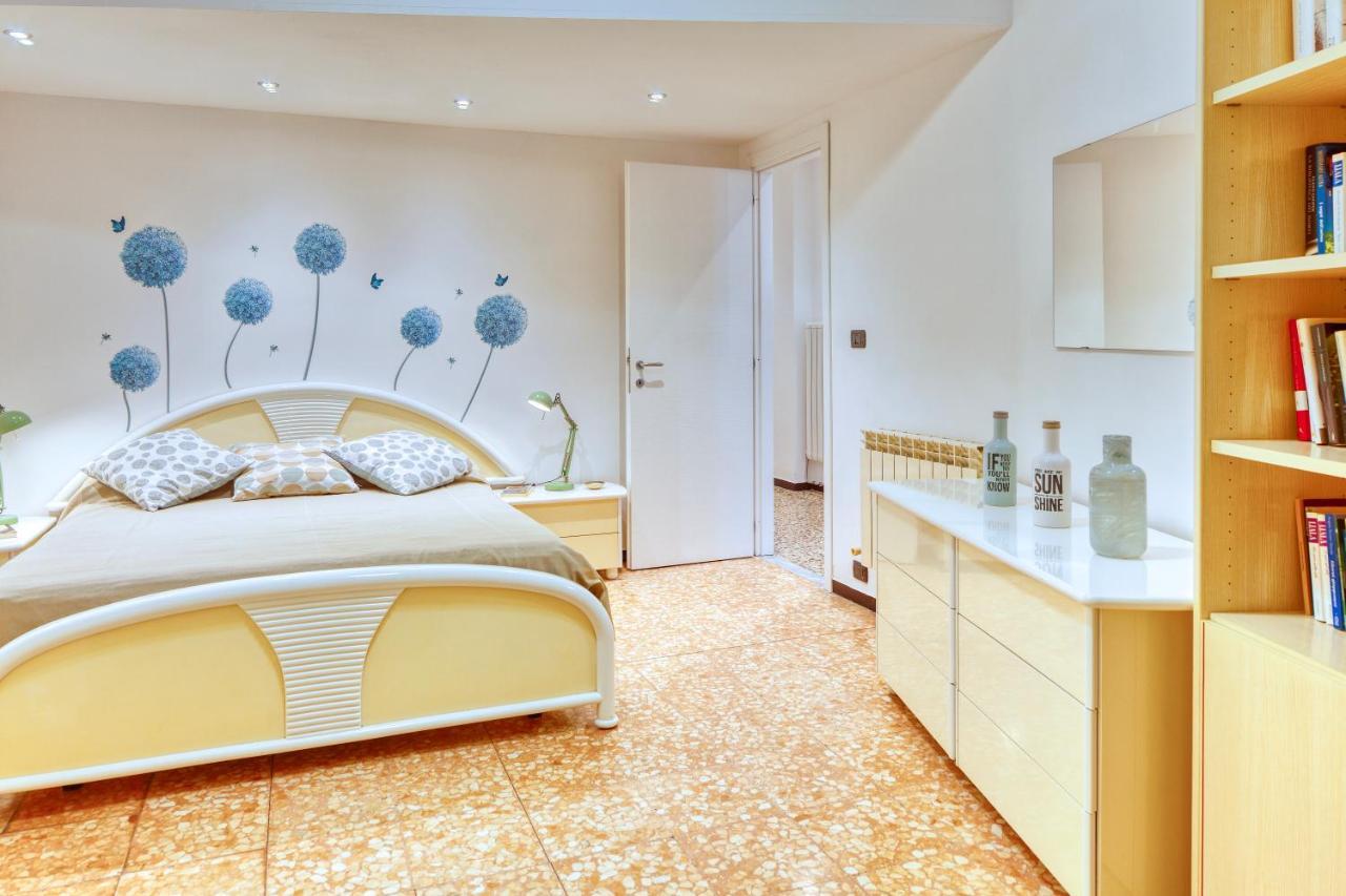Gianluca Apartment 莱万托 外观 照片
